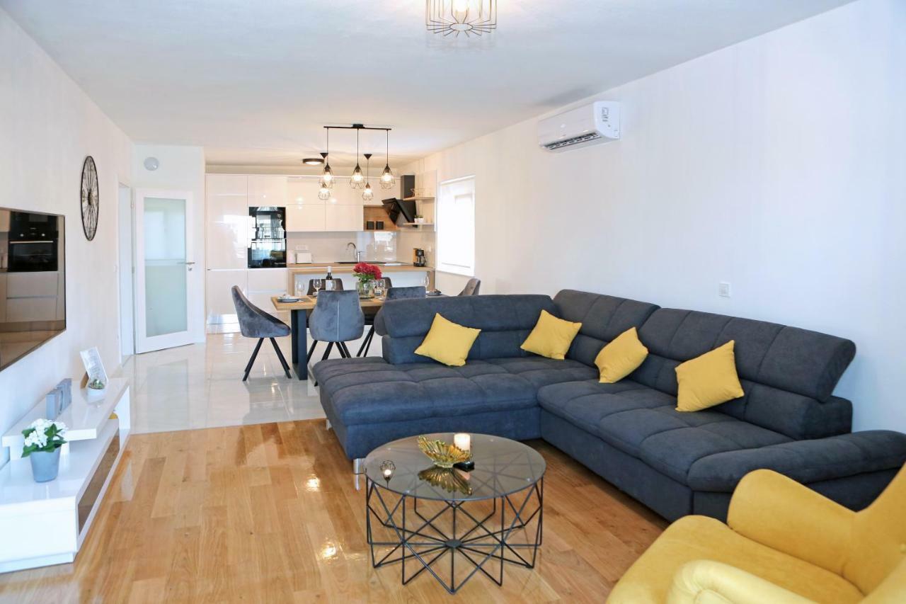 זאדאר Apartment Villa Grga מראה חיצוני תמונה